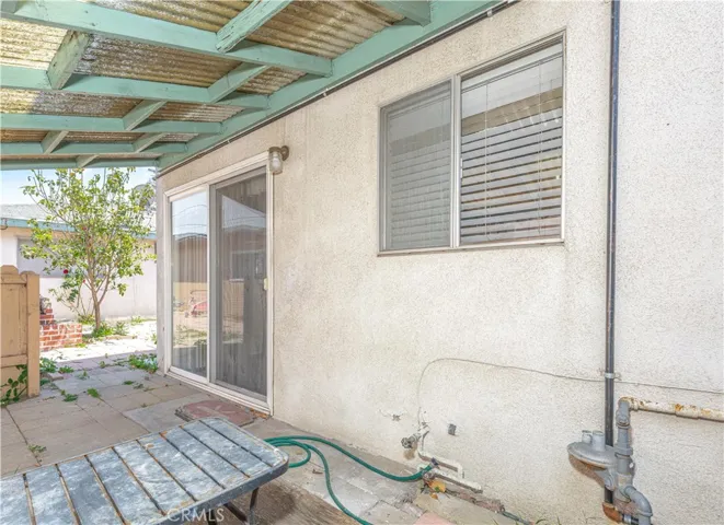 10921 Walnut, Los Alamitos, California 90720