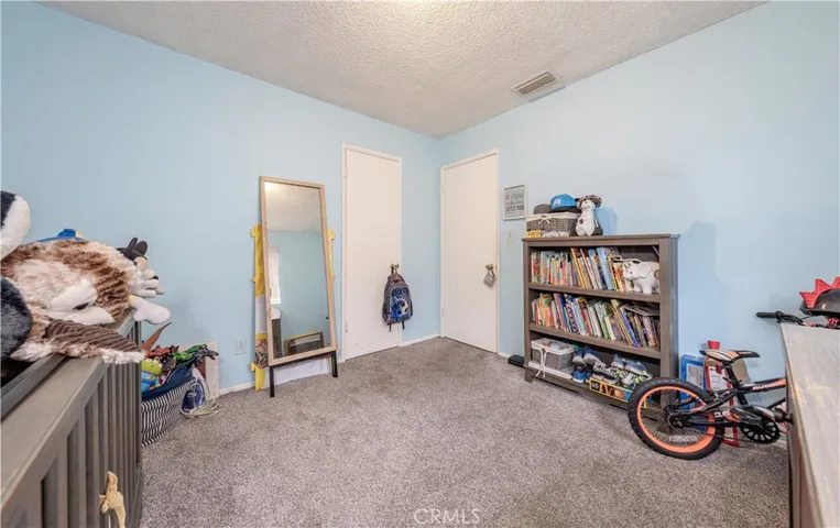 10921 Walnut, Los Alamitos, California 90720