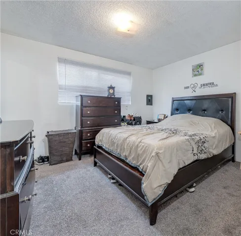 10921 Walnut, Los Alamitos, California 90720