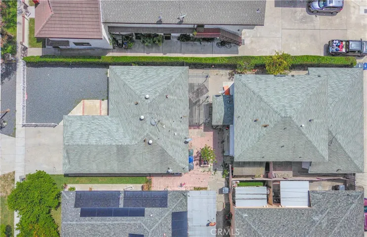 10921 Walnut, Los Alamitos, California 90720