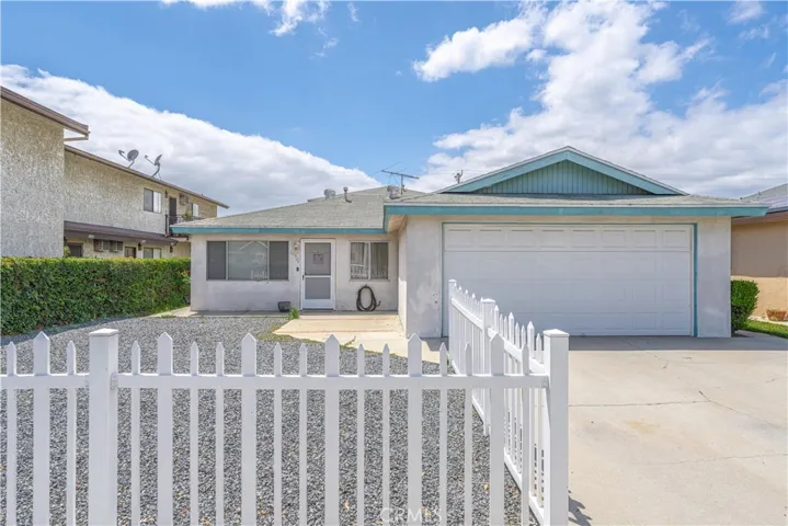 10921 Walnut, Los Alamitos, California 90720