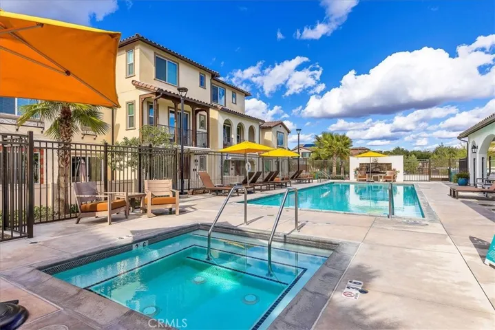 Community pool