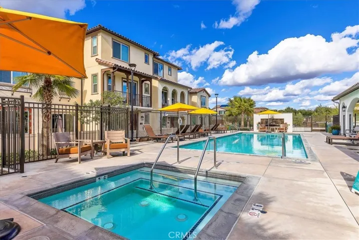 Community pool
