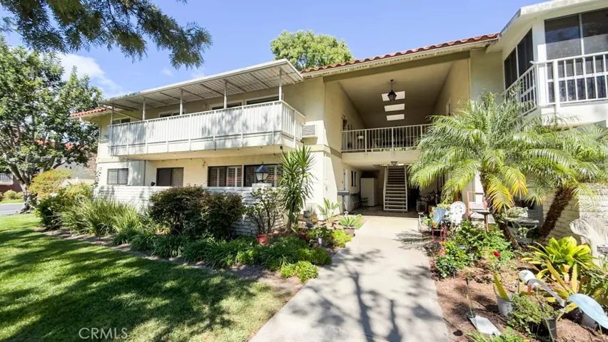 902 Ronda Sevilla B, Laguna Woods, California 92637
