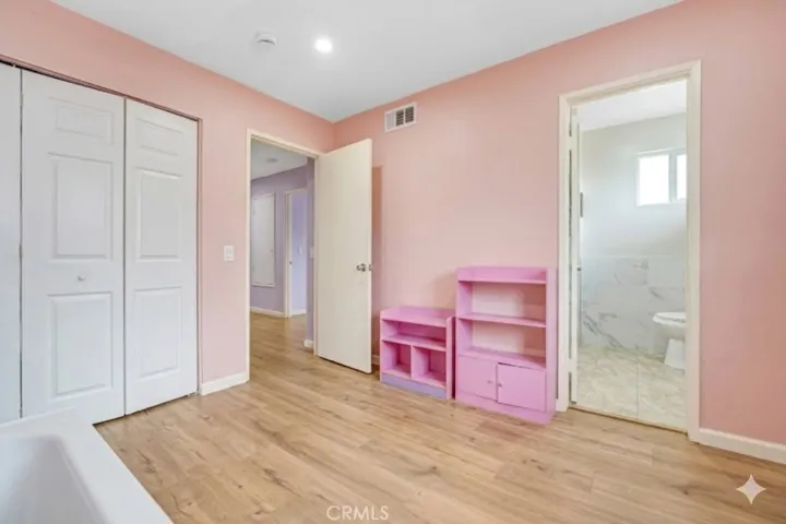 20737 Roscoe Boulevard 203, Winnetka, California 91306