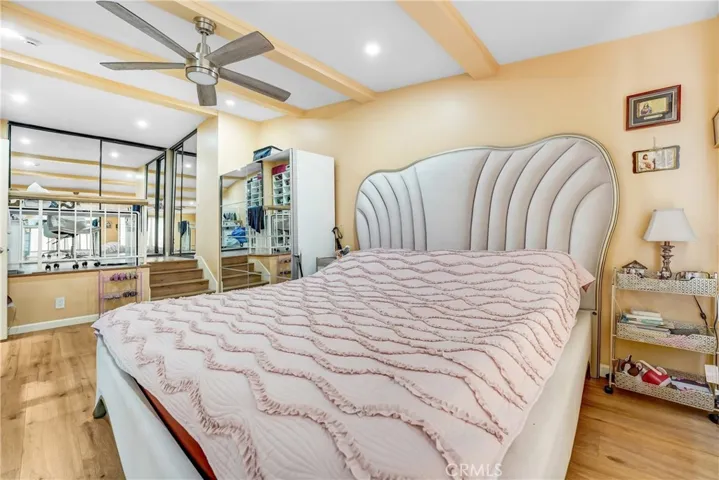 20737 Roscoe Boulevard 203, Winnetka, California 91306