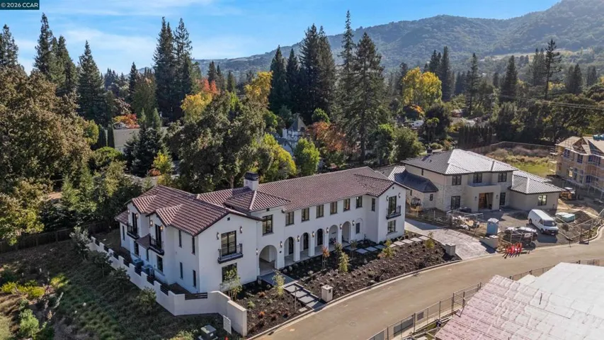 Private Court with 5 Custom New Builds
