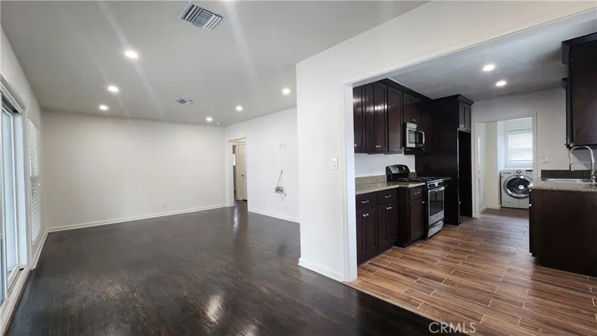 15709 Devonshire, Granada Hills, California 91344