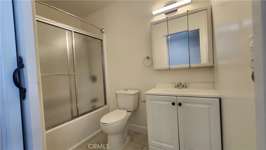 15709 Devonshire, Granada Hills, California 91344