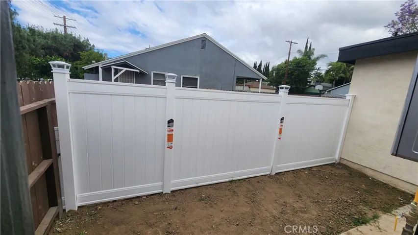 15709 Devonshire, Granada Hills, California 91344