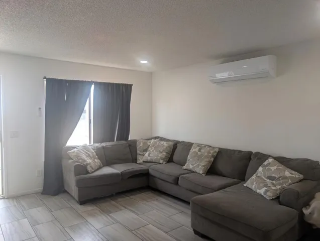 PXL_20260505_210647952