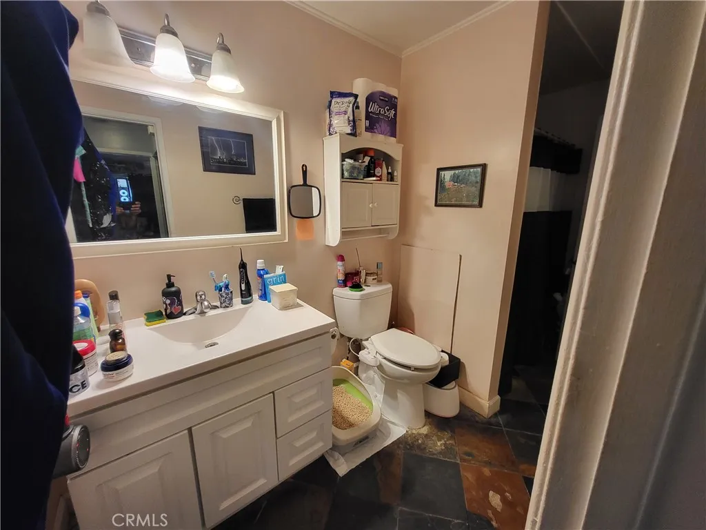 Full bathroom