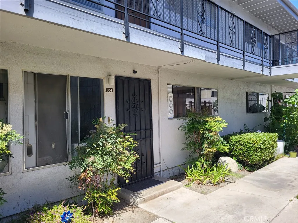 Front of unit.