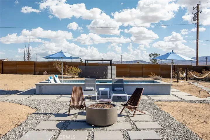 4571 Avenida La Flora Desierta, Joshua Tree, California 92252