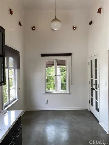 1138 S Stanley Avenue, Los Angeles, California 90019