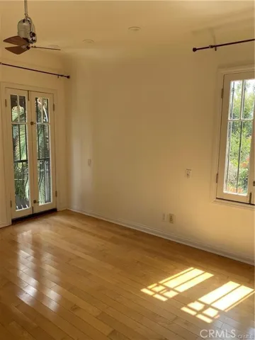 1138 S Stanley Avenue, Los Angeles, California 90019