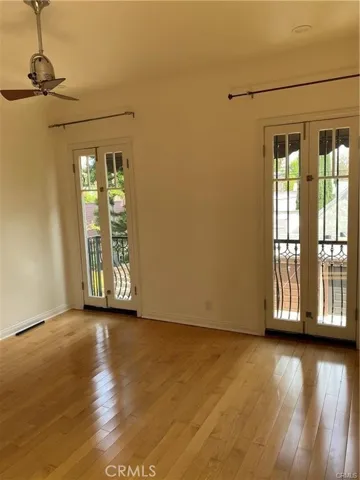 1138 S Stanley Avenue, Los Angeles, California 90019