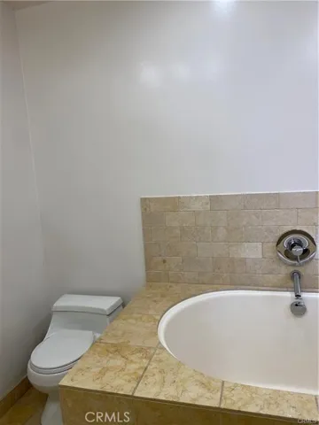 1138 S Stanley Avenue, Los Angeles, California 90019