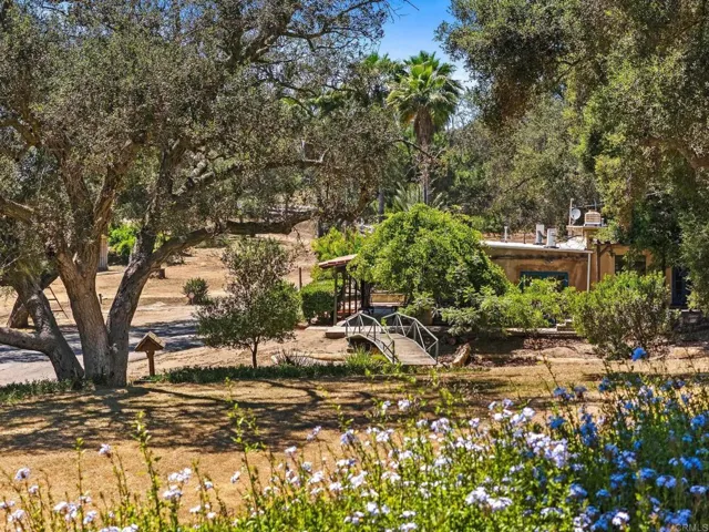 13511 Hilldale Road, Valley Center, California 92082