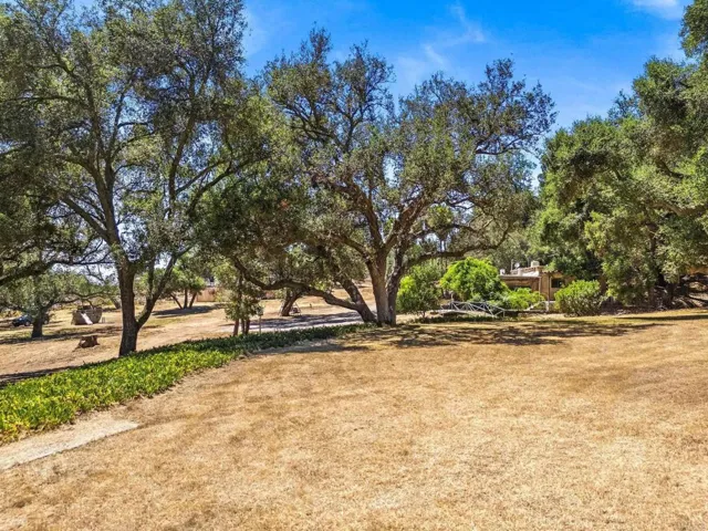 13511 Hilldale Road, Valley Center, California 92082