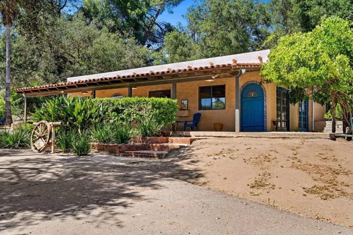 13511 Hilldale Road, Valley Center, California 92082
