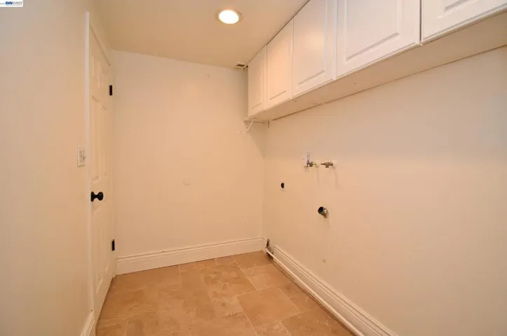 Laudry room
