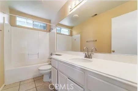 2nd Bathroom