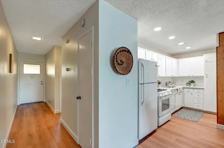 24-656 Sunfish Way-24