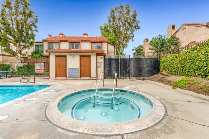 2017 S Campus F, Ontario, California 91761