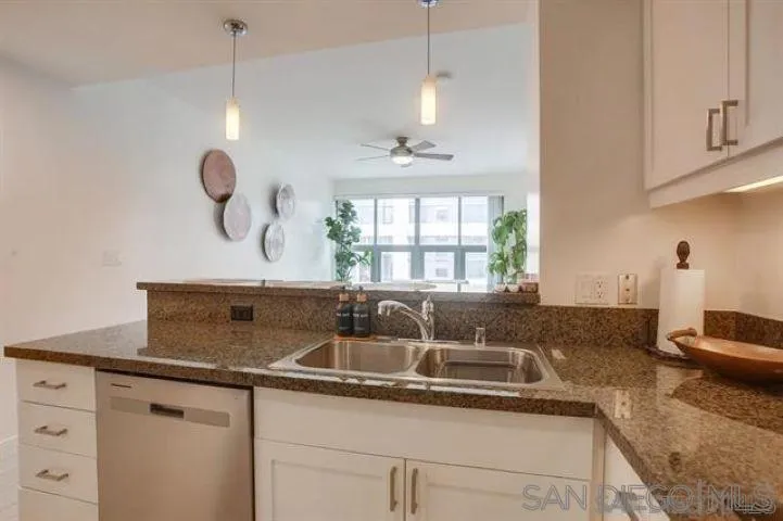 1150 J St 418, San Diego, California 92101
