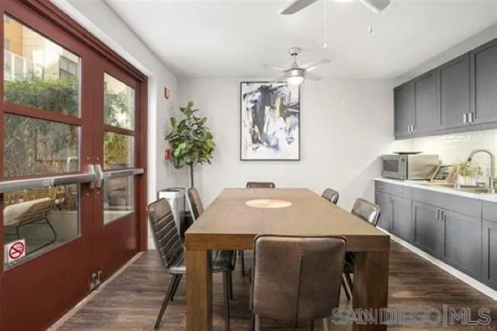 1150 J St 418, San Diego, California 92101