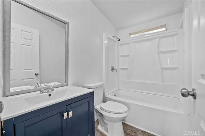 80 E Dawes, Perris, California 92571