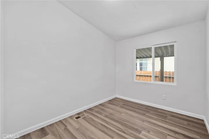 80 E Dawes, Perris, California 92571