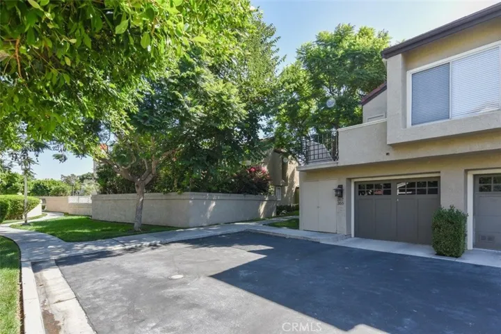 122 Stanford Court 61, Irvine, California 92612
