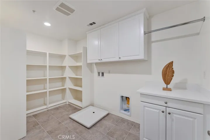 5517 Dowitcher Ct, Jurupa Valley, California 91752