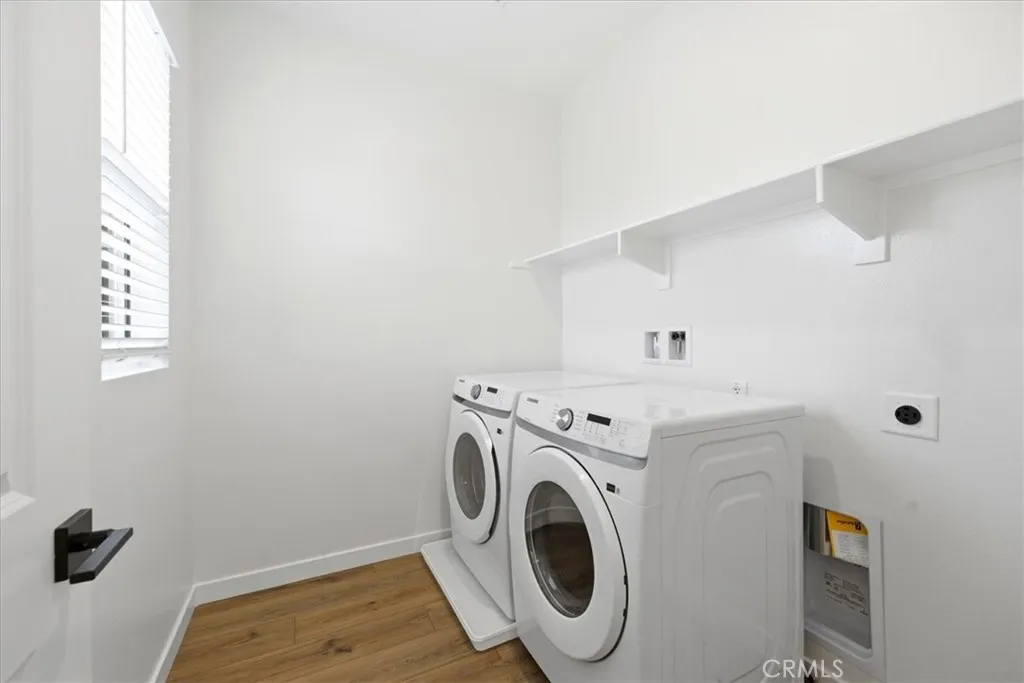 2nd Level Laundry room