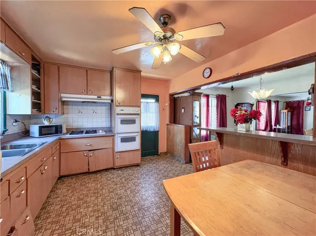 926 Spence, Los Angeles, California 90023