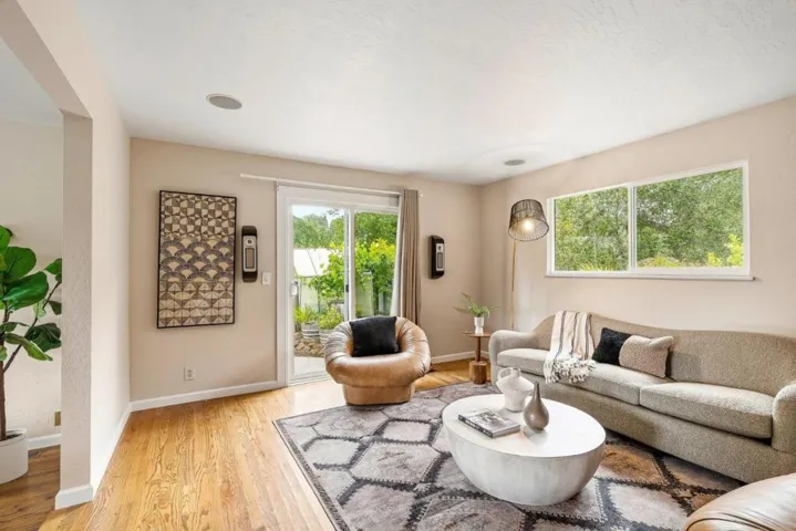 345 Eagle Road, Scotts Valley, California 95066