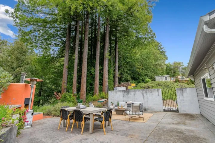 345 Eagle Road, Scotts Valley, California 95066