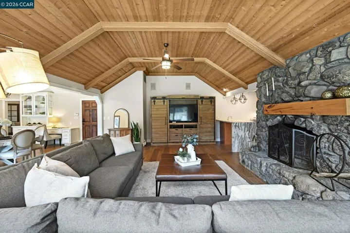 85 Trish Ct, Danville, California 94506
