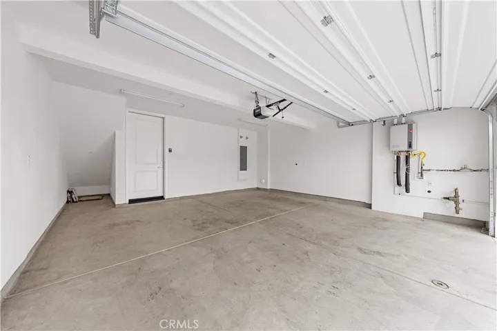 Attached 2 car garage