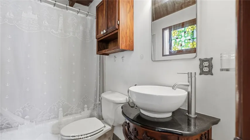 Bathroom 2