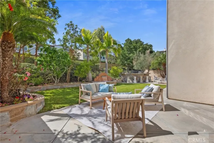 114 Mosaic, Irvine, California 92603