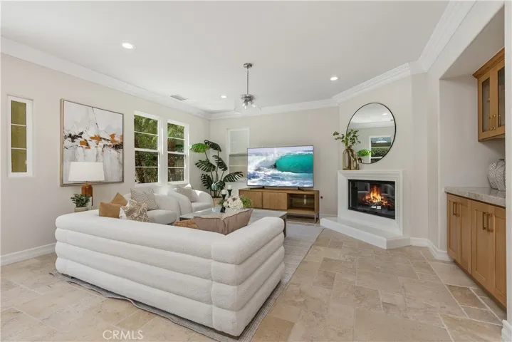 114 Mosaic, Irvine, California 92603