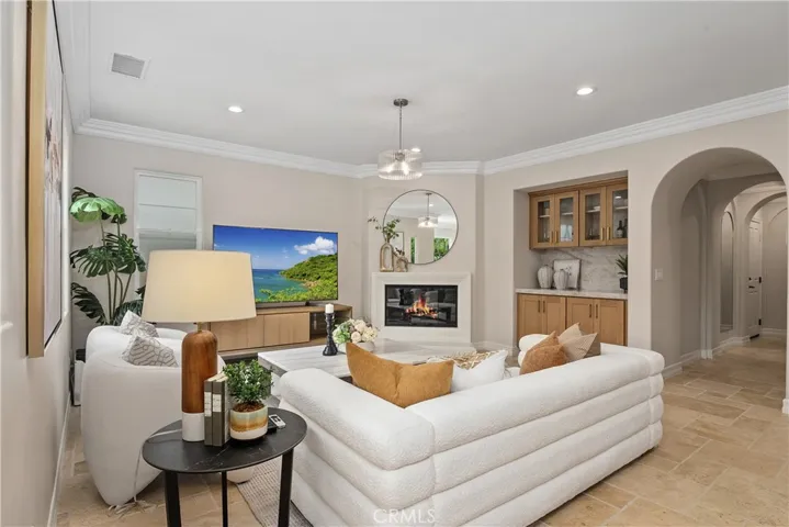 114 Mosaic, Irvine, California 92603