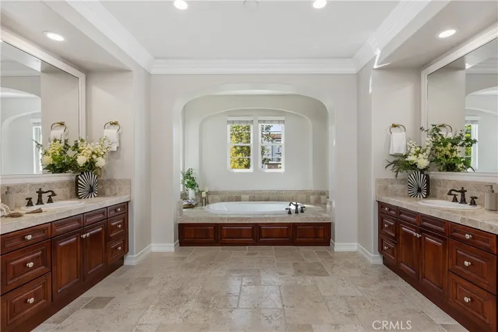 114 Mosaic, Irvine, California 92603