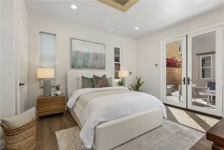 114 Mosaic, Irvine, California 92603