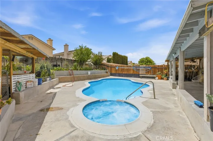 14459 Bailey Ct, Victorville, California 92394