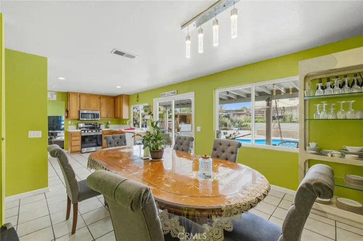 14459 Bailey Ct, Victorville, California 92394