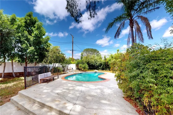 11918 Cameo Place, Granada Hills, California 91344